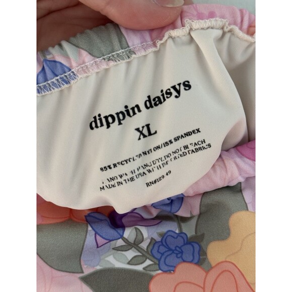 Dippin Daisy’s Women’s XL Bikini Floral Top And High Waist High Leg Bottoms - Picture 4 of 8
